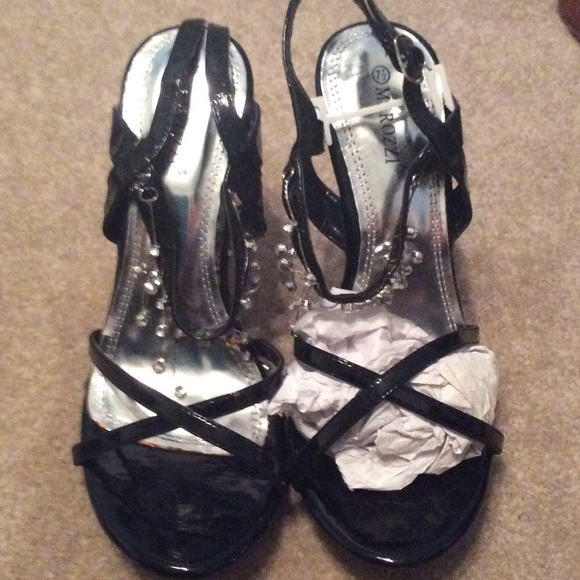 👠👠NWOT MEROZZI 👠👠