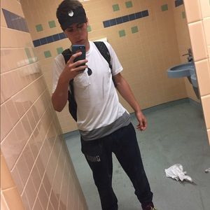 Meet your Posher, Cole