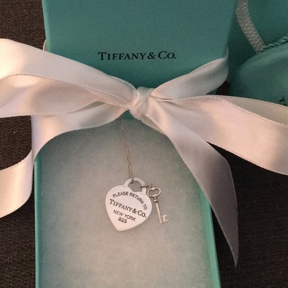 Tiffany & Co. Silver Necklace Heart Tag