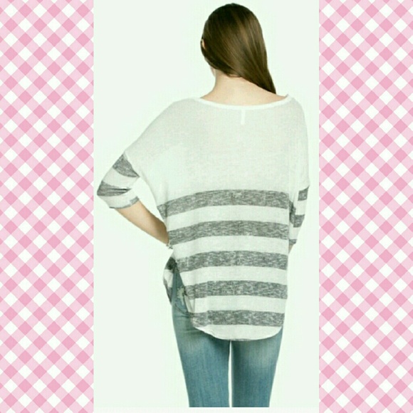 🎉1 LEFT🎉 STRIPED KNIT POCKET TOP - Picture 3 of 4