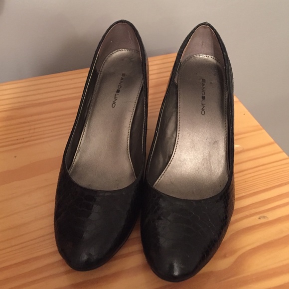 Black Bandolino wedges size 6.5