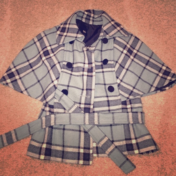 NWOT Fall Cape! 😍😍