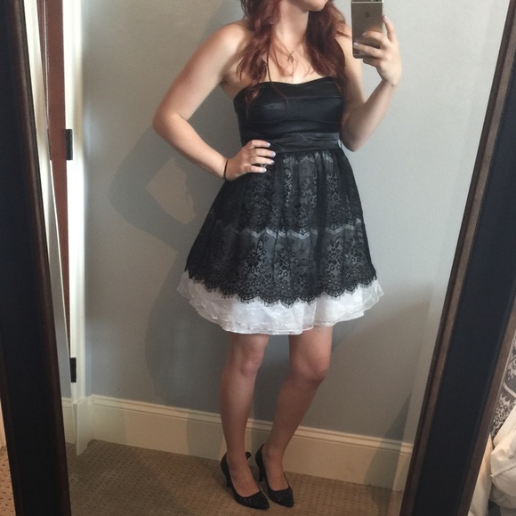 Black lace dress