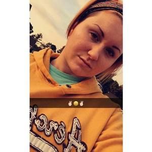 Meet your Posher, Alexis