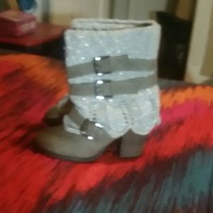 Naughty monkey boots