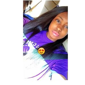 Meet your Posher, Mia