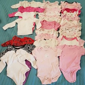 Baby girl clothes and accesories lot