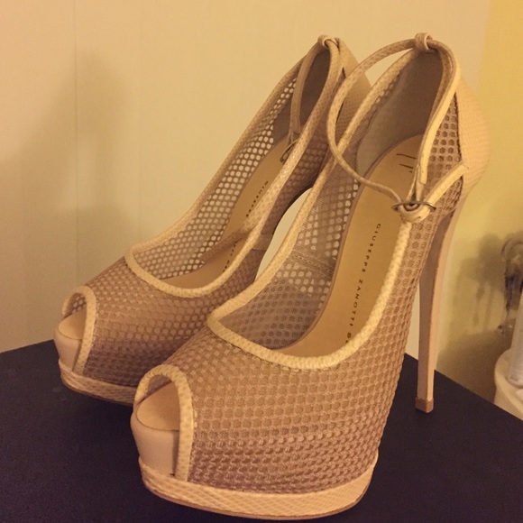 Giuseppe Zanotti heels - Picture 1 of 1