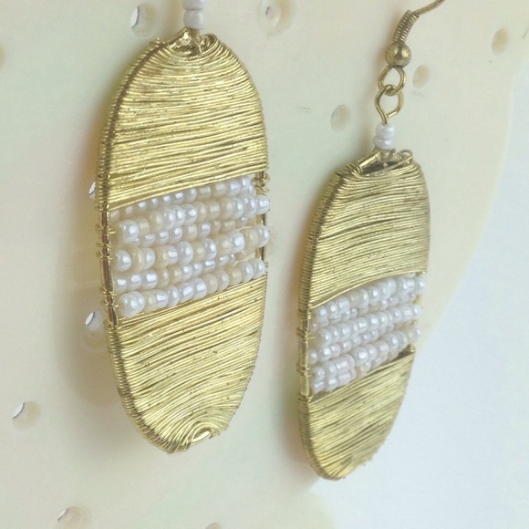 Jewelry - DYTt3 gold wire wrapped oval earrings w pearls Jewelry - DYTt3 gold wire wrapped oval earrings w pearls