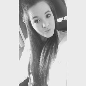 Meet your Posher, Jena