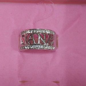 Nana ring