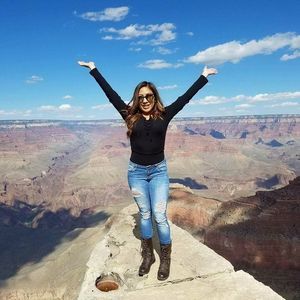 Meet your Posher, Juliana