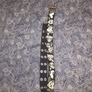 Black and white heart belt