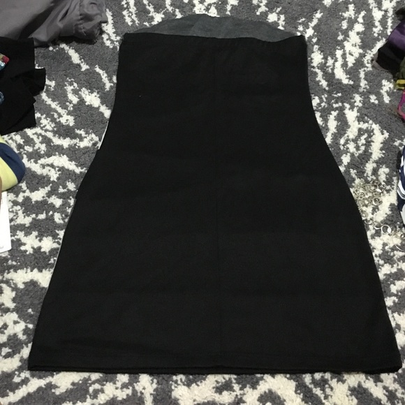 Strapless dress - Picture 2 of 3