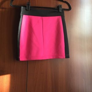 " Classy but Sassy skirt 💕