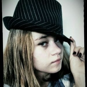 Meet your Posher, Rose