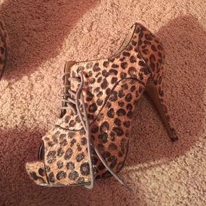 Cheetah shoes heels