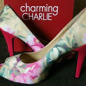 Peep toe heel