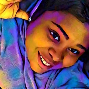 Meet your Posher, Lea