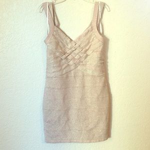 🎉FINAL PRICE! MUST GO!! 🎉Gold cocktail dress!