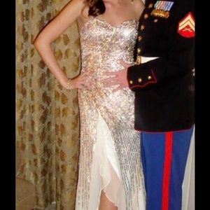 GORGEOUS couture gown! Great for prom or ball