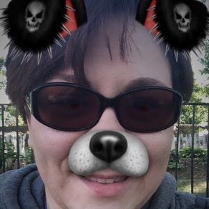 Meet your Posher, Leah