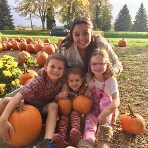 Meet your Posher, Laura