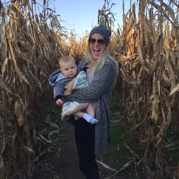 Meet your Posher, Marissa - Picture 2 of 2