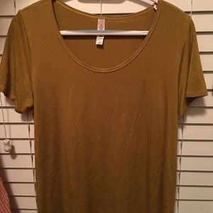 Lularoe Classic Tee
