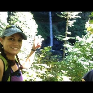 Meet your Posher, Amy