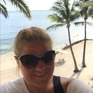 Meet your Posher, Amber