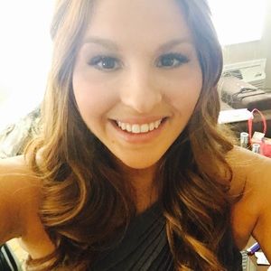 Meet your Posher, Miriam