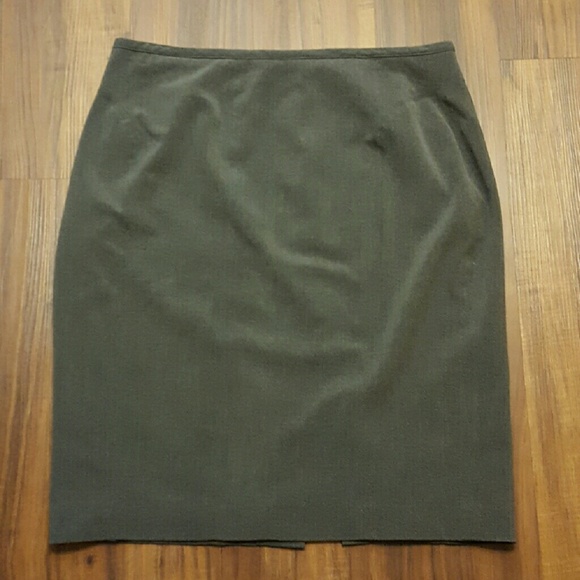 Worthington Grey Pencil Skirt