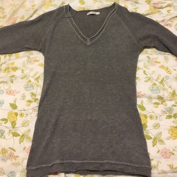 Charcoal grey cashmere sweater