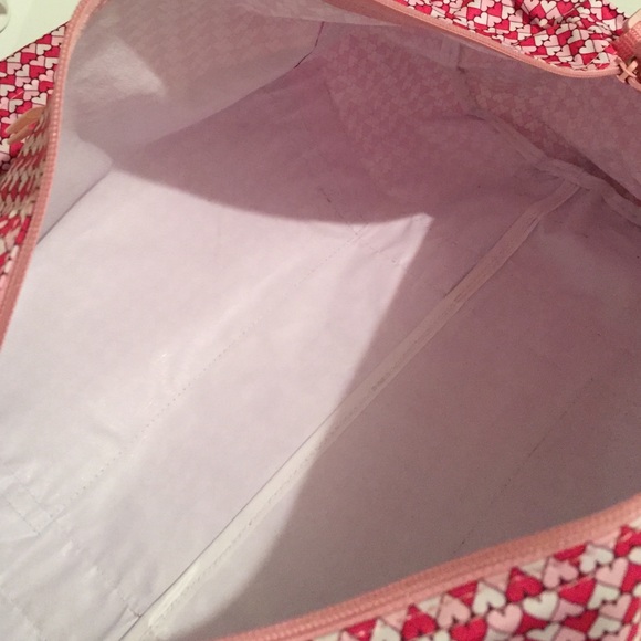 ✨SOLD✨Overnight Bag w/Matching Cosmetic Pouch - Picture 4 of 4