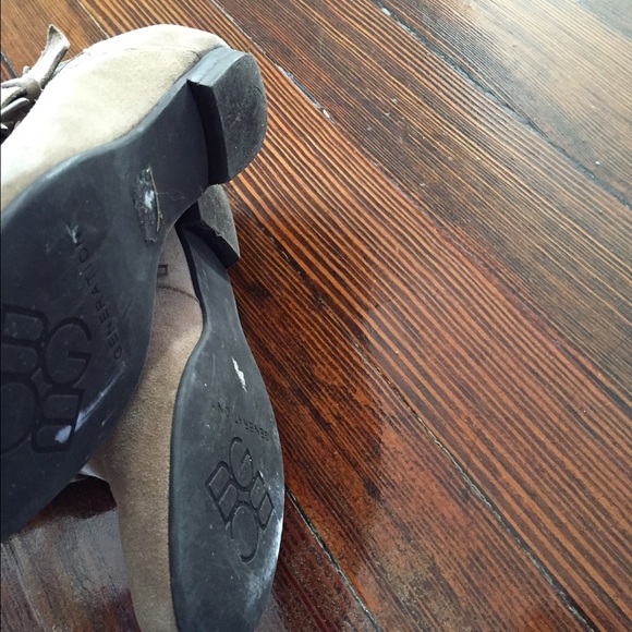 Bcbg above knee boot - Picture 3 of 3