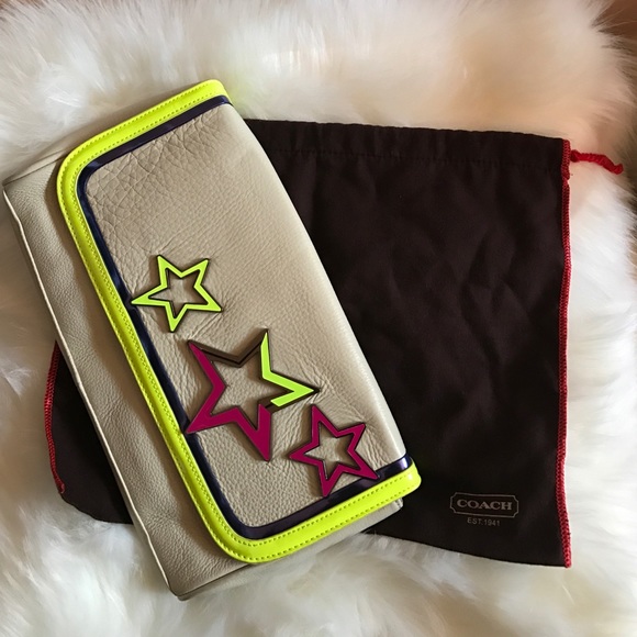 Betsey Johnson Long Clutch - Picture 5 of 6