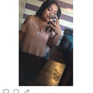 Meet your Posher, Ana