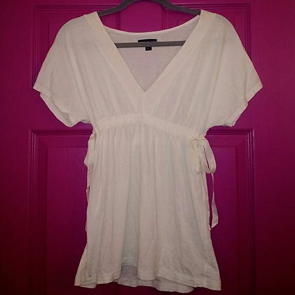American Eagle Outfitters white top
