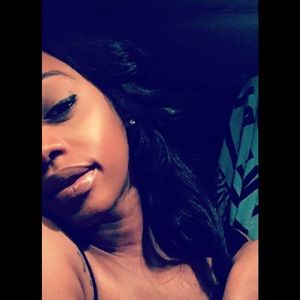 Meet your Posher, Toni