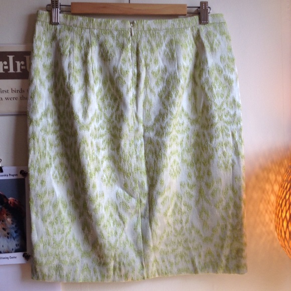 🚫GIFTED🚫 NWT Anne Taylor textured skirt - Picture 2 of 4