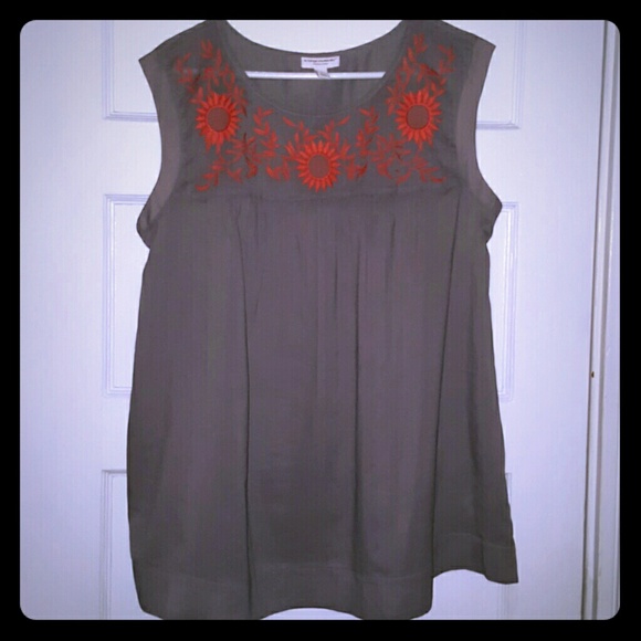 Maternity work shirt