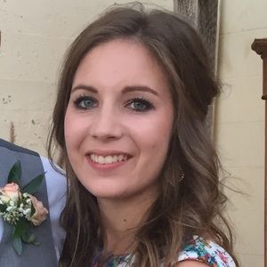 Meet your Posher, Isabella