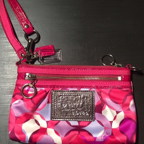 Coach poppy wristlet