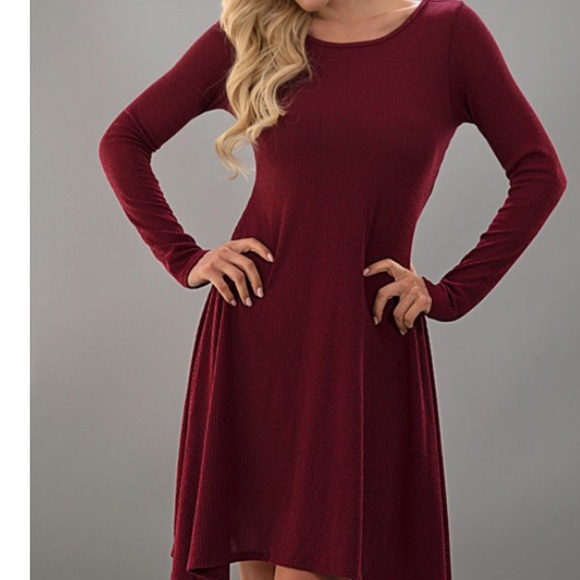 Solid ribbed dress by Trend Notes