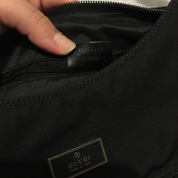 💯Authentic Gucci nylon hobo bag - Picture 3 of 4