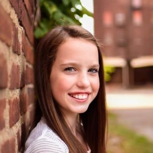 Meet your Posher, Brooke