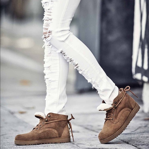 Chestnut ugg chukka boots