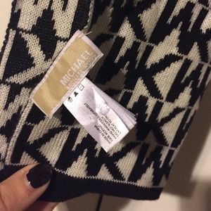 Michael Kors scarf