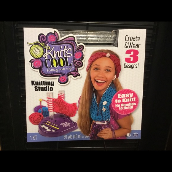 Knit studio